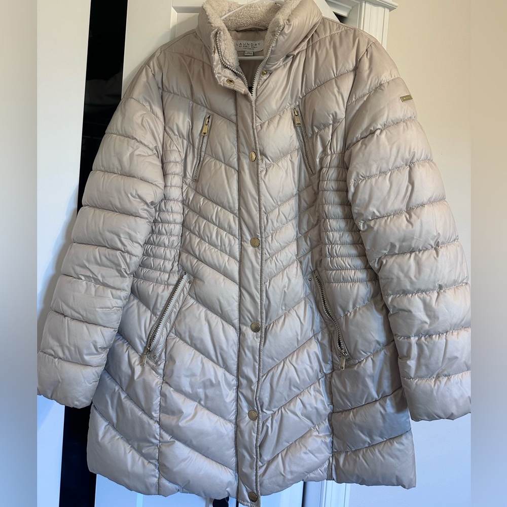 Laundry By Shelli Segal Light Taupe Puffer Jacket